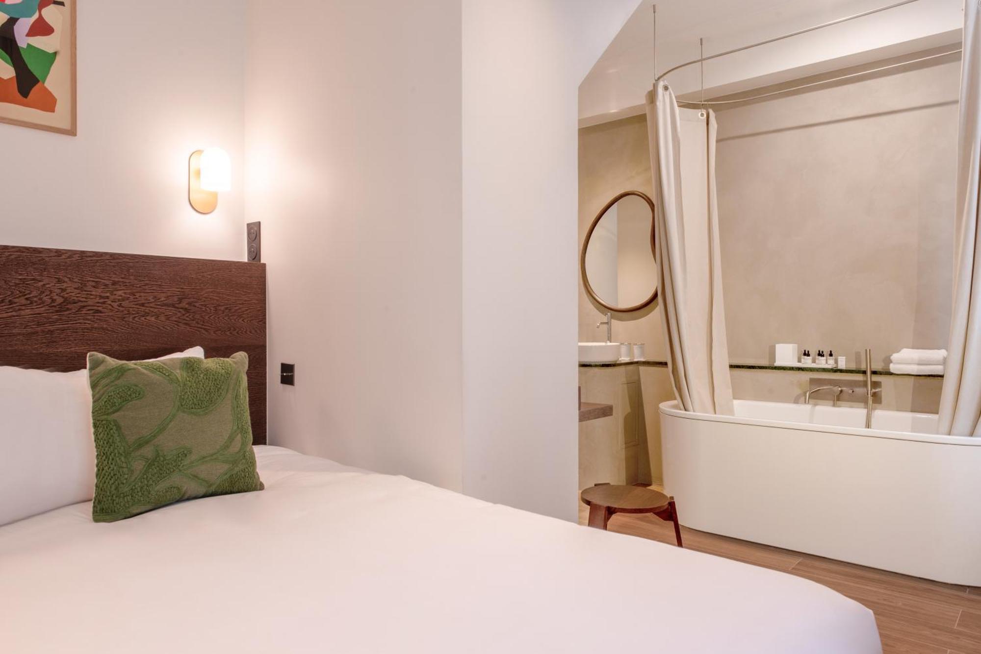Le Lampika Hotel Paris Quarto foto
